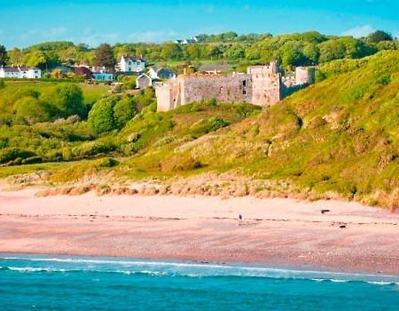 Manorbier Castle Inn Sunset Room Екстериор снимка
