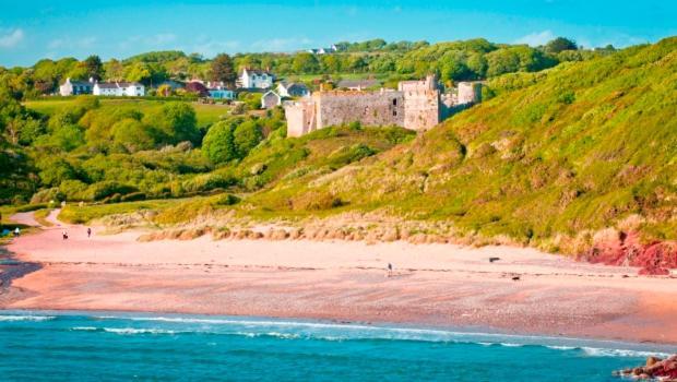 Manorbier Castle Inn Sunset Room Екстериор снимка